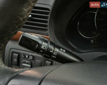 Серый Тойота Авенсис, объемом двигателя 1.79 л и пробегом 200 тыс. км за 5000 $, фото 47 на Automoto.ua