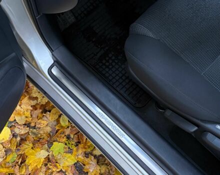 Серый Тойота Авенсис, объемом двигателя 1.8 л и пробегом 192 тыс. км за 8500 $, фото 6 на Automoto.ua