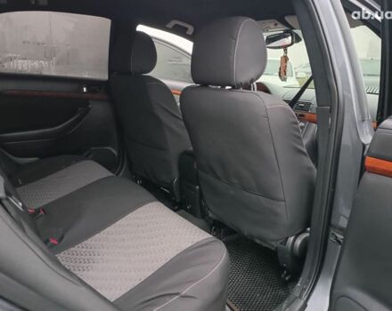 Серый Тойота Авенсис, объемом двигателя 2.2 л и пробегом 280 тыс. км за 7440 $, фото 31 на Automoto.ua
