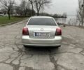 Сірий Тойота Авенсіс, об'ємом двигуна 1.8 л та пробігом 240 тис. км за 6800 $, фото 4 на Automoto.ua