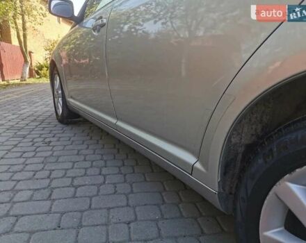 Серый Тойота Авенсис, объемом двигателя 1.79 л и пробегом 295 тыс. км за 6500 $, фото 6 на Automoto.ua