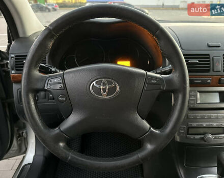 Серый Тойота Авенсис, объемом двигателя 1.79 л и пробегом 200 тыс. км за 5000 $, фото 44 на Automoto.ua