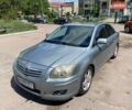 Сірий Тойота Авенсіс, об'ємом двигуна 1.99 л та пробігом 256 тис. км за 5500 $, фото 1 на Automoto.ua