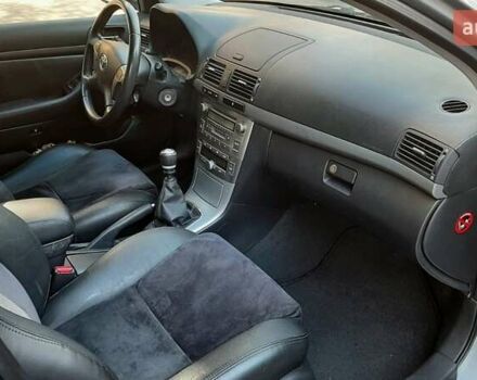 Серый Тойота Авенсис, объемом двигателя 2.2 л и пробегом 224 тыс. км за 6500 $, фото 7 на Automoto.ua