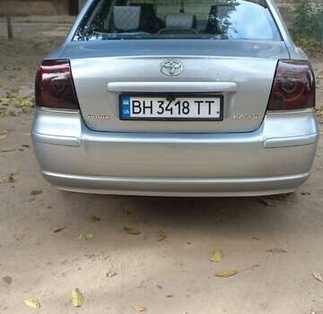 Серый Тойота Авенсис, объемом двигателя 1.8 л и пробегом 250 тыс. км за 6300 $, фото 1 на Automoto.ua