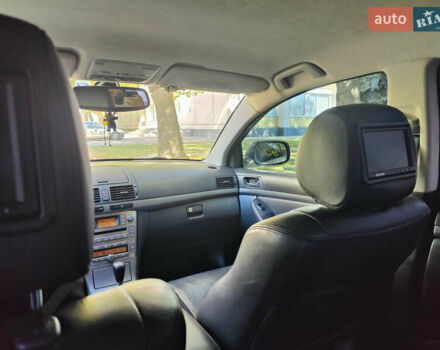 Сірий Тойота Авенсіс, об'ємом двигуна 1.8 л та пробігом 316 тис. км за 6900 $, фото 3 на Automoto.ua