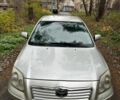 Серый Тойота Авенсис, объемом двигателя 2 л и пробегом 222 тыс. км за 2088 $, фото 1 на Automoto.ua