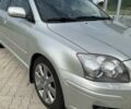 Сірий Тойота Авенсіс, об'ємом двигуна 2 л та пробігом 282 тис. км за 7200 $, фото 2 на Automoto.ua