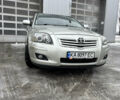 Серый Тойота Авенсис, объемом двигателя 1.8 л и пробегом 260 тыс. км за 7250 $, фото 1 на Automoto.ua