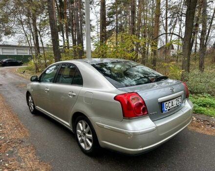 Серый Тойота Авенсис, объемом двигателя 2 л и пробегом 222 тыс. км за 2088 $, фото 4 на Automoto.ua