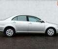 Серый Тойота Авенсис, объемом двигателя 1.79 л и пробегом 192 тыс. км за 7900 $, фото 5 на Automoto.ua