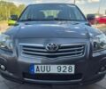 Сірий Тойота Авенсіс, об'ємом двигуна 2 л та пробігом 239 тис. км за 2246 $, фото 1 на Automoto.ua