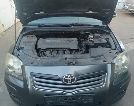 Серый Тойота Авенсис, объемом двигателя 1.8 л и пробегом 264 тыс. км за 6300 $, фото 6 на Automoto.ua