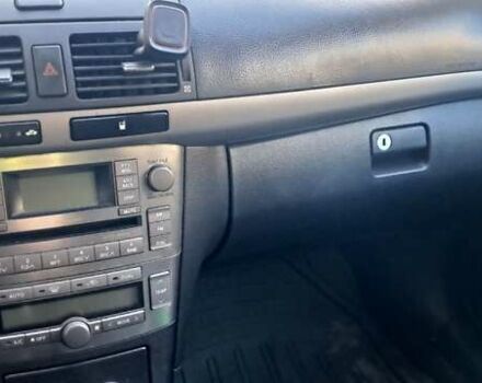 Сірий Тойота Авенсіс, об'ємом двигуна 1.79 л та пробігом 216 тис. км за 7200 $, фото 38 на Automoto.ua