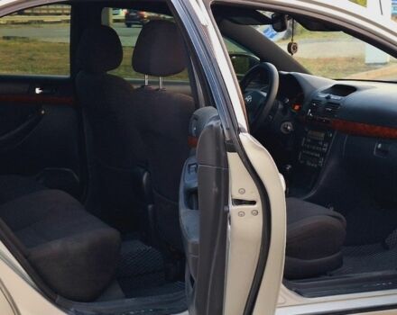 Серый Тойота Авенсис, объемом двигателя 2.4 л и пробегом 270 тыс. км за 6000 $, фото 6 на Automoto.ua