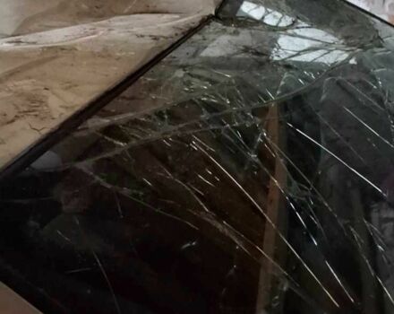 Сірий Тойота Авенсіс, об'ємом двигуна 1.6 л та пробігом 320 тис. км за 2500 $, фото 12 на Automoto.ua