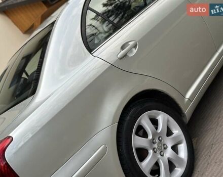 Серый Тойота Авенсис, объемом двигателя 2.01 л и пробегом 254 тыс. км за 6200 $, фото 40 на Automoto.ua