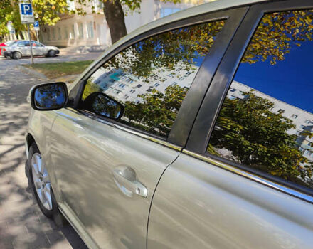 Сірий Тойота Авенсіс, об'ємом двигуна 1.8 л та пробігом 316 тис. км за 6900 $, фото 78 на Automoto.ua