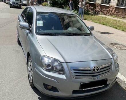 Серый Тойота Авенсис, объемом двигателя 1.8 л и пробегом 345 тыс. км за 6500 $, фото 4 на Automoto.ua