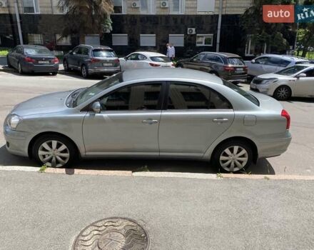 Серый Тойота Авенсис, объемом двигателя 1.8 л и пробегом 345 тыс. км за 6500 $, фото 3 на Automoto.ua