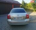 Серый Тойота Авенсис, объемом двигателя 1.79 л и пробегом 295 тыс. км за 6500 $, фото 2 на Automoto.ua