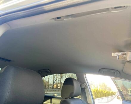 Серый Тойота Авенсис, объемом двигателя 2 л и пробегом 410 тыс. км за 6000 $, фото 5 на Automoto.ua