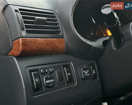 Серый Тойота Авенсис, объемом двигателя 1.79 л и пробегом 200 тыс. км за 5000 $, фото 41 на Automoto.ua