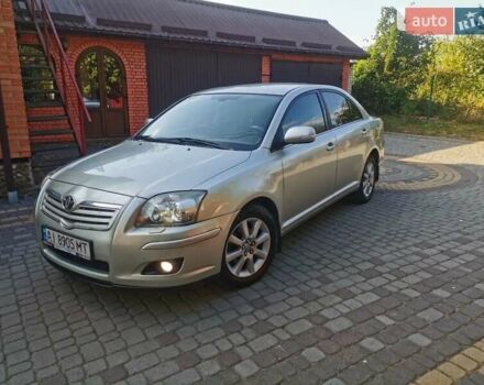 Серый Тойота Авенсис, объемом двигателя 1.79 л и пробегом 295 тыс. км за 6500 $, фото 9 на Automoto.ua