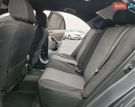 Серый Тойота Авенсис, объемом двигателя 2.2 л и пробегом 280 тыс. км за 7440 $, фото 28 на Automoto.ua