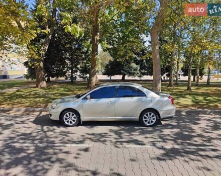 Сірий Тойота Авенсіс, об'ємом двигуна 1.8 л та пробігом 316 тис. км за 6900 $, фото 4 на Automoto.ua