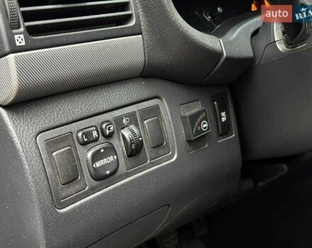 Сірий Тойота Авенсіс, об'ємом двигуна 1.8 л та пробігом 241 тис. км за 7590 $, фото 14 на Automoto.ua