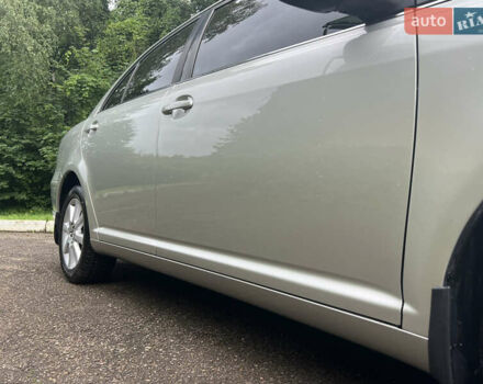 Серый Тойота Авенсис, объемом двигателя 1.8 л и пробегом 225 тыс. км за 7950 $, фото 23 на Automoto.ua