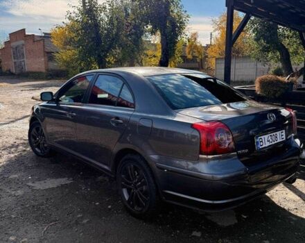 Серый Тойота Авенсис, объемом двигателя 1.8 л и пробегом 260 тыс. км за 6500 $, фото 2 на Automoto.ua