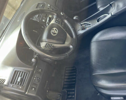 Серый Тойота Авенсис, объемом двигателя 2 л и пробегом 124 тыс. км за 10500 $, фото 9 на Automoto.ua