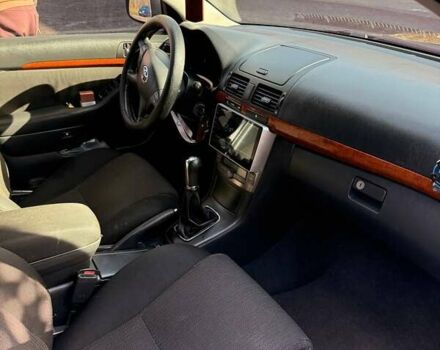 Серый Тойота Авенсис, объемом двигателя 1.8 л и пробегом 260 тыс. км за 6300 $, фото 15 на Automoto.ua