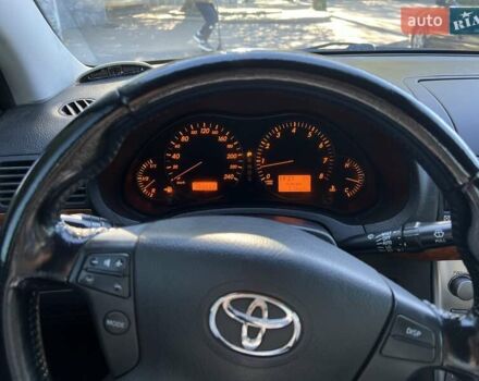 Серый Тойота Авенсис, объемом двигателя 1.79 л и пробегом 239 тыс. км за 6800 $, фото 16 на Automoto.ua