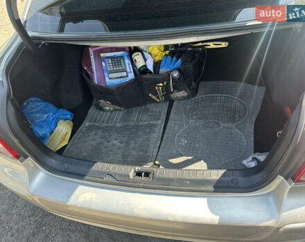 Серый Тойота Авенсис, объемом двигателя 1.79 л и пробегом 256 тыс. км за 7300 $, фото 12 на Automoto.ua