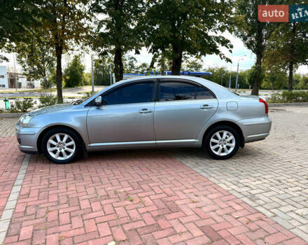 Серый Тойота Авенсис, объемом двигателя 2 л и пробегом 208 тыс. км за 6700 $, фото 19 на Automoto.ua