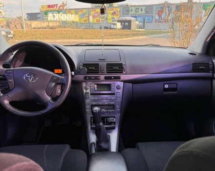 Серый Тойота Авенсис, объемом двигателя 1.79 л и пробегом 340 тыс. км за 5900 $, фото 13 на Automoto.ua