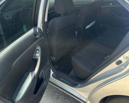 Серый Тойота Авенсис, объемом двигателя 1.79 л и пробегом 256 тыс. км за 7300 $, фото 8 на Automoto.ua
