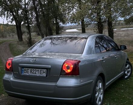 Серый Тойота Авенсис, объемом двигателя 2 л и пробегом 358 тыс. км за 7399 $, фото 2 на Automoto.ua