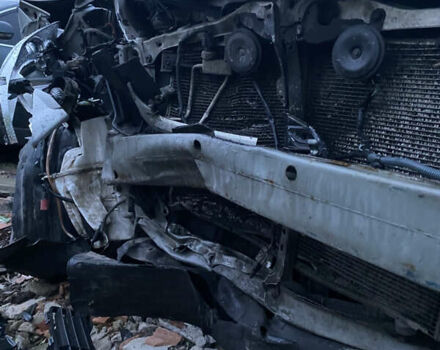 Серый Тойота Авенсис, объемом двигателя 1.8 л и пробегом 210 тыс. км за 1900 $, фото 4 на Automoto.ua