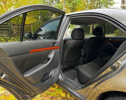 Серый Тойота Авенсис, объемом двигателя 2 л и пробегом 127 тыс. км за 7490 $, фото 19 на Automoto.ua