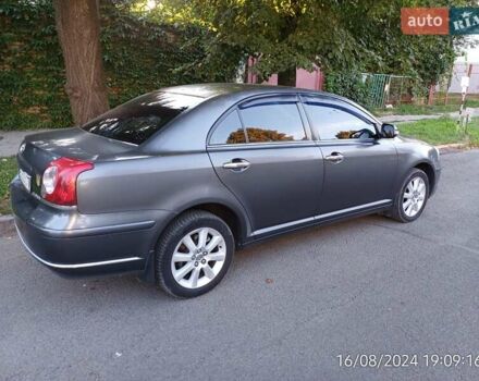Серый Тойота Авенсис, объемом двигателя 1.79 л и пробегом 292 тыс. км за 7990 $, фото 5 на Automoto.ua