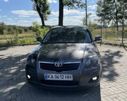 Сірий Тойота Авенсіс, об'ємом двигуна 1.8 л та пробігом 237 тис. км за 6500 $, фото 16 на Automoto.ua
