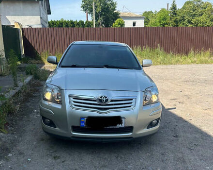 Серый Тойота Авенсис, объемом двигателя 1.79 л и пробегом 256 тыс. км за 7300 $, фото 3 на Automoto.ua