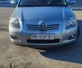 Сірий Тойота Авенсіс, об'ємом двигуна 1.8 л та пробігом 286 тис. км за 7000 $, фото 3 на Automoto.ua