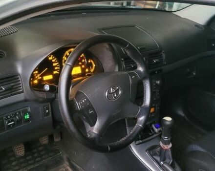 Серый Тойота Авенсис, объемом двигателя 0 л и пробегом 205 тыс. км за 7100 $, фото 1 на Automoto.ua
