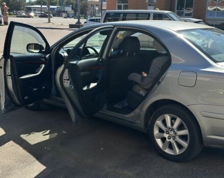 Серый Тойота Авенсис, объемом двигателя 1.8 л и пробегом 340 тыс. км за 7100 $, фото 14 на Automoto.ua