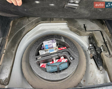 Серый Тойота Авенсис, объемом двигателя 2 л и пробегом 358 тыс. км за 7399 $, фото 23 на Automoto.ua